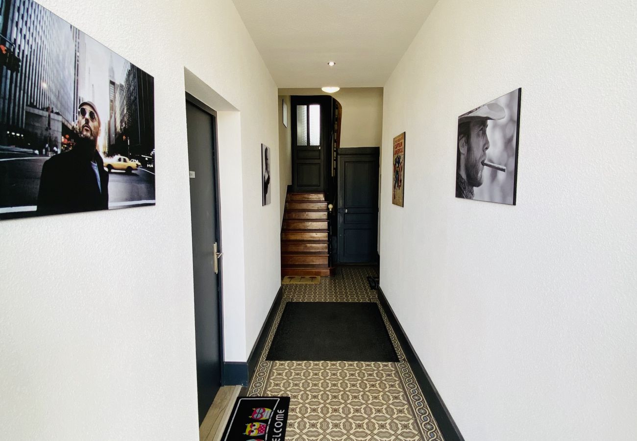 Apartment in Vittel - Jean Reno: Ground floor apartment in a charming house (with parking)