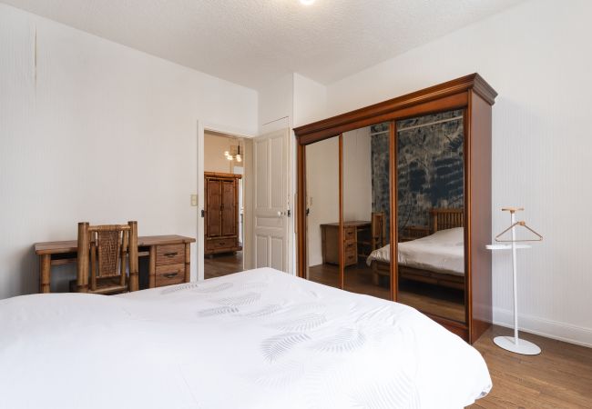 Apartment in Vittel - Noa : 2 bedroom flat in the city centre of Vittel (Balcony and free parking) Apartment in Vittel - Noa : 2 bedroom flat in the city centre of Vittel (Balcony and free parking)