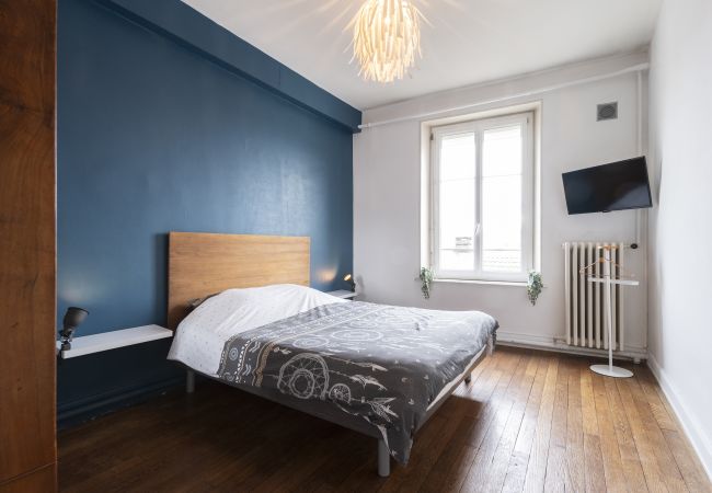 Apartment in Vittel - Noa : 2 bedroom flat in the city centre of Vittel (Balcony and free parking) Apartment in Vittel - Noa : 2 bedroom flat in the city centre of Vittel (Balcony and free parking)