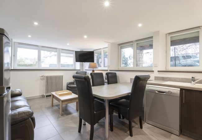 Apartment in Vittel - Jade : Charming 2 bedroom flat on the ground floor of a fully renovated Residence Apartment in Vittel - Jade : Charming 2 bedroom flat on the ground floor of a fully renovated Residence