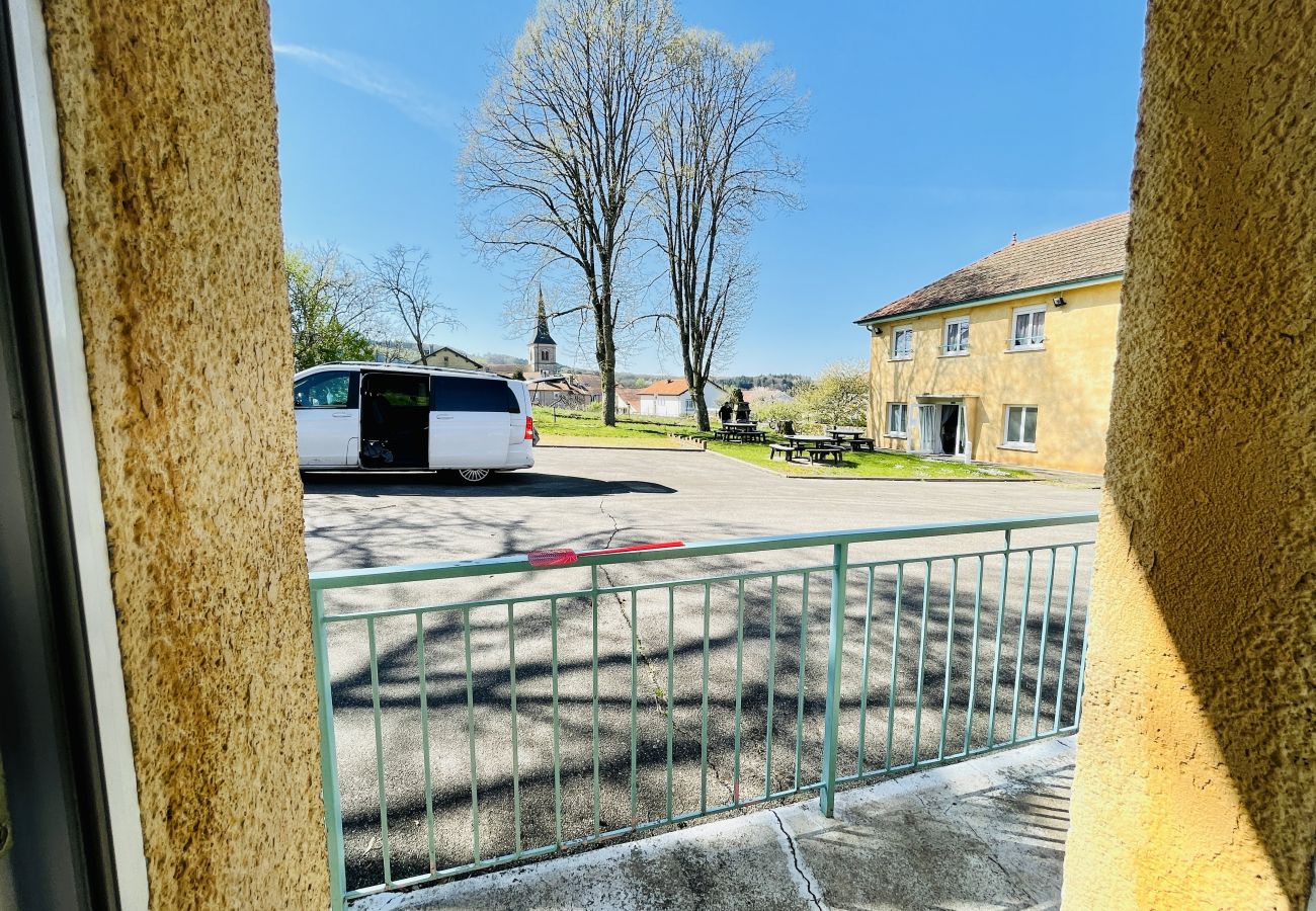 Apartment in Bains-les-Bains - Aramis : Apartment 300 meters from the thermal baths (free parking)
