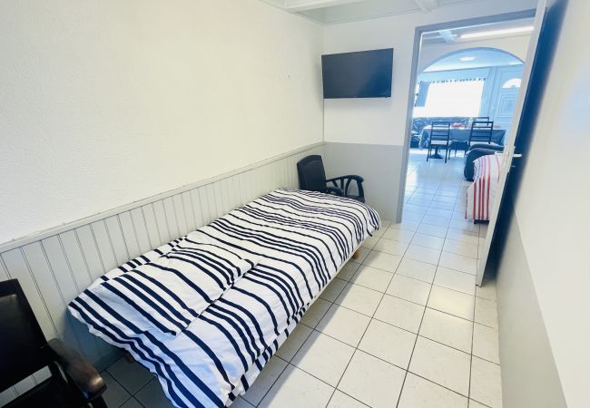 Apartment in Bains-les-Bains - Henry 4: Charming flat with terrace (and parking) Apartment in Bains-les-Bains - Henry 4: Charming flat with terrace (and parking)