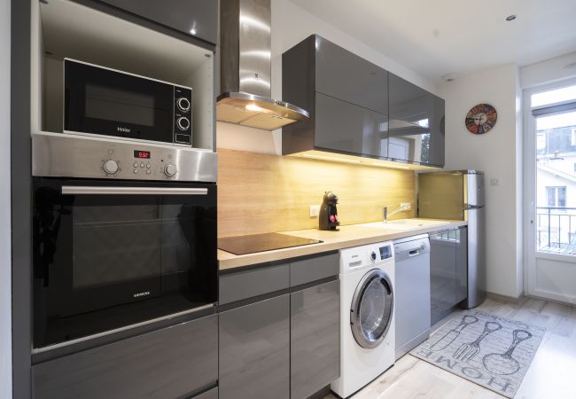 Apartment in Vittel - Alain Delon : Charming one bedroom apartment in the city center (with parking and terrace) Apartment in Vittel - Alain Delon : Charming one bedroom apartment in the city center (with parking and terrace)