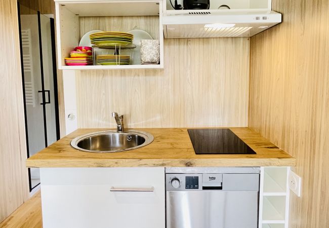 Chalet in Vittel - Cabane de Rafaël : A charming place to relax next to the Vittel park Chalet in Vittel - Cabane de Rafaël : A charming place to relax next to the Vittel park