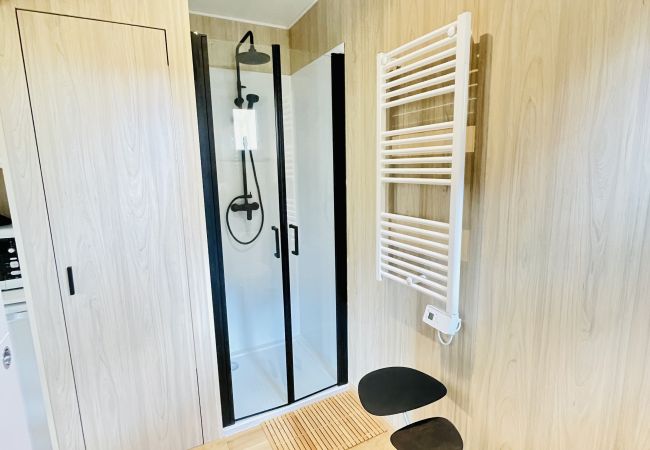 Chalet in Vittel - Cabane de Rafaël : A charming place to relax next to the Vittel park Chalet in Vittel - Cabane de Rafaël : A charming place to relax next to the Vittel park