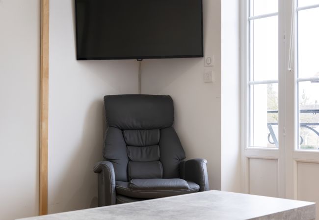 Appartement à Vittel - Manon : Charmant appartement 2 chambres au premier étage d'une Résidence entièrement rénovée Appartement à Vittel - Manon : Charmant appartement 2 chambres au premier étage d'une Résidence entièrement rénovée