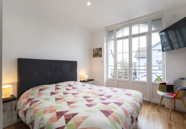 Appartement à Vittel - Manon : Charmant appartement 2 chambres au premier étage d'une Résidence entièrement rénovée Appartement à Vittel - Manon : Charmant appartement 2 chambres au premier étage d'une Résidence entièrement rénovée