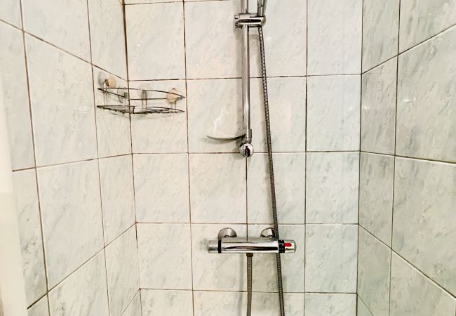 Appartement à Bains-les-Bains - Bonaparte : Sympathique appartement situé à 350 mètres  des thermes (Parking) Appartement à Bains-les-Bains - Bonaparte : Sympathique appartement situé à 350 mètres  des thermes (Parking)