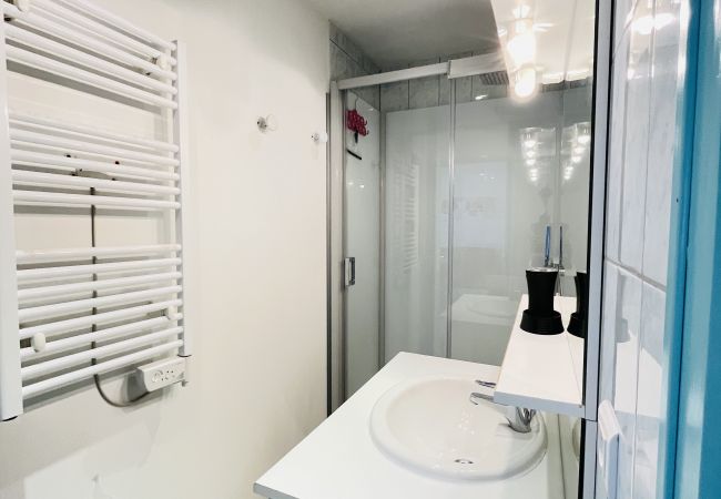 Appartement à Bains-les-Bains - Gambetta : Sympathique appartement situé à 350 mètres des thermes (Parking)