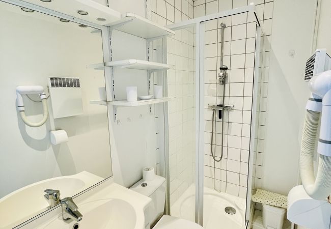 Appartement à Bains-les-Bains - Victor Hugo : Appartement à 300 mètres des thermes Appartement à Bains-les-Bains - Victor Hugo : Appartement à 300 mètres des thermes