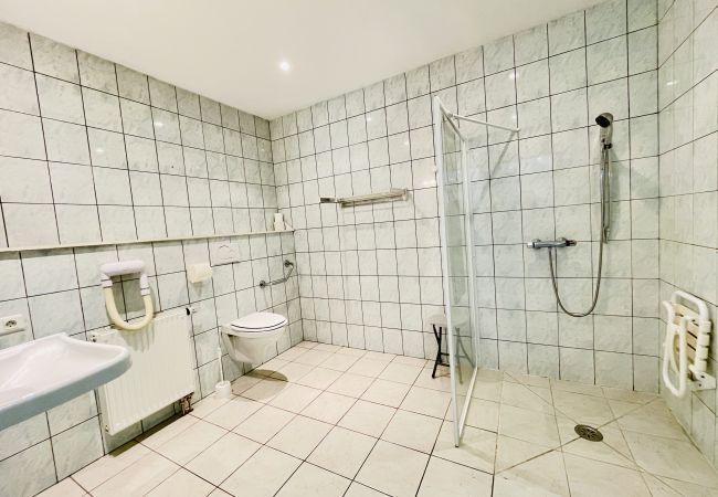 Appartement à Bains-les-Bains - Pasteur : Appartement charmant 2 chambres proche des thermes   Appartement à Bains-les-Bains - Pasteur : Appartement charmant 2 chambres proche des thermes