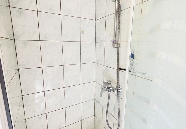 Appartement à Bains-les-Bains - Aramis : Appartement à 300 mètres des thermes (Parking gratuit)