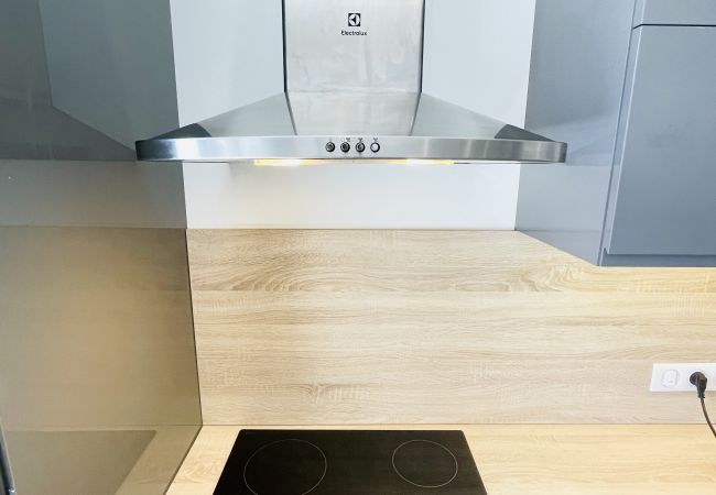 Appartement à Vittel - Romy Schneider : Charmant appartement avec une chambre séparée en coeur de ville (parking et balcon) Appartement à Vittel - Romy Schneider : Charmant appartement avec une chambre séparée en coeur de ville (parking et balcon)