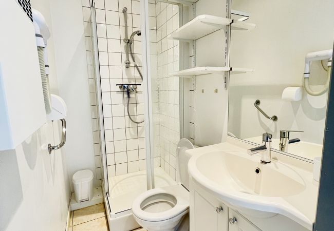 Appartement à Bains-les-Bains - Rimbaud : Appartement à 300 mètres des thermes (parking public) Appartement à Bains-les-Bains - Rimbaud : Appartement à 300 mètres des thermes (parking public)